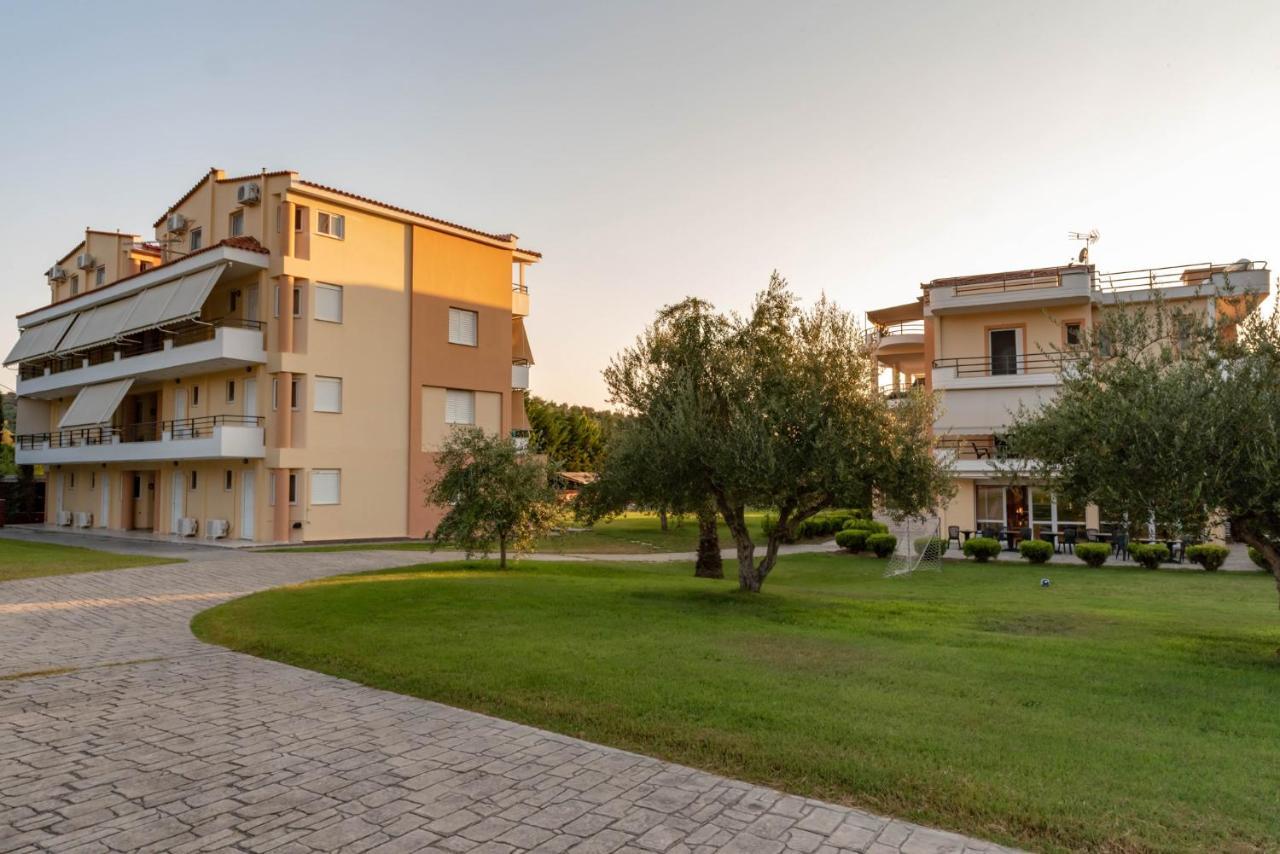 Anilio Plaza Aparthotel Zaháro Kültér fotó