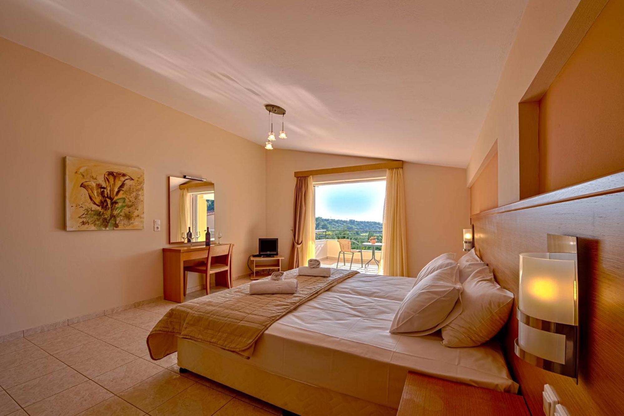 Anilio Plaza Aparthotel Zaháro Szoba fotó