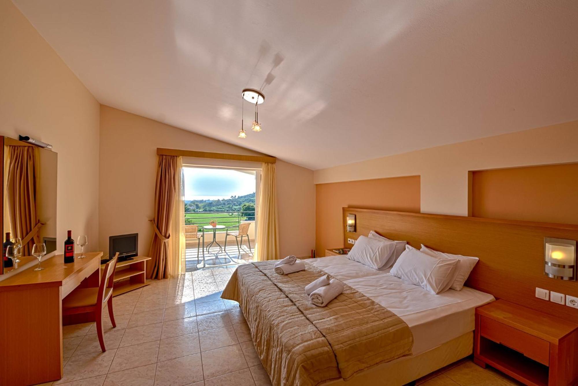 Anilio Plaza Aparthotel Zaháro Szoba fotó
